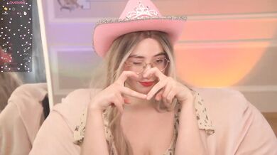 lili-meow - Porn Video [Bongacams]: virtual show, voluptuous ass, dazzling diva