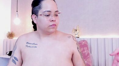 saraandelliee - Porn Video [Cam4]: vibrant streamer, mesmerizing hips, spy