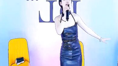 Watch ZZ00333's emo-asian-big-ass-trimmed-up-small-audience group-sex video