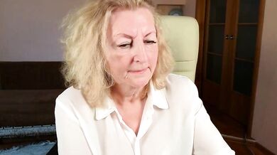 Clair_Clavodile's cheap-privates-mature striptease turns into a wild shower with HD facial and cum-eating