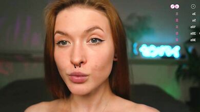 Fvrx captures the wild side of Prostitetus Radiant - the insatiable influencer