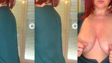 La Petite Brunette 69: French cam girl goes wild with dildo and vibrator