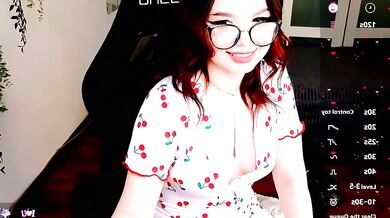 Maddymystie's steamy video - a breath-taking siren's romp!