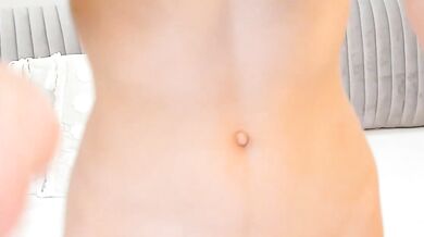 Mary_lepson, the seductive goddess, captivating buttocks, and stunning frame - a mesmerizing cam show