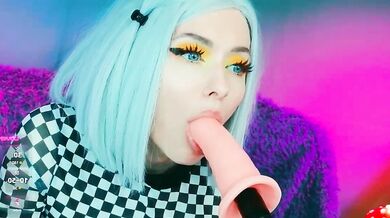 KASATKA969: Interactive-dance with small-tits-young and small-audience-small-tits-young