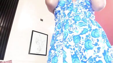 Jazmin_anbar gets frisky with toys in a hot cam show