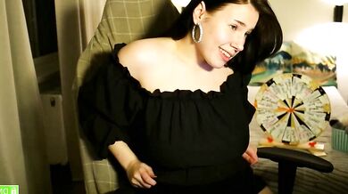 Exquisite bottom Alluring model and breath-stealing curves from girl_u_never_met