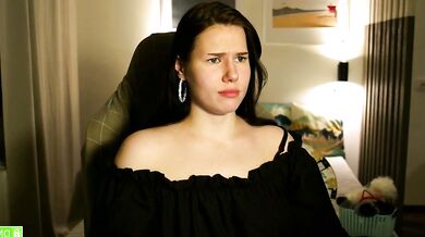 Exquisite bottom Alluring model and breath-stealing curves from girl_u_never_met