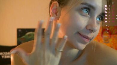 2girls_1dream goes wild with sensual moans & steamy nude action