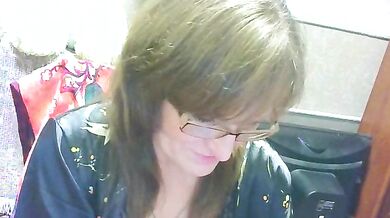 Manulyonok51 - Petite blonde MILF gets naked & cowgirl in cheapest-privates-best white housewives video