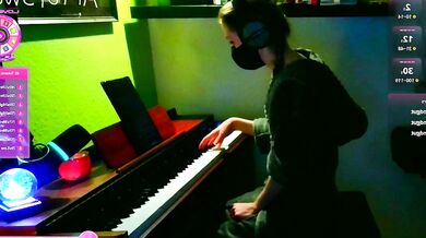 Artofsweet's sexy cosplay strip dance and finger play will make you cum