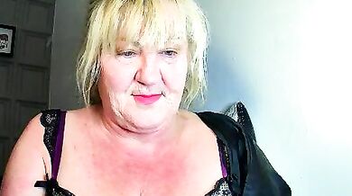 Watch Penelopepee50's curvy blonde bombshell tease with her small tits and squirt while playing with her vibrator!