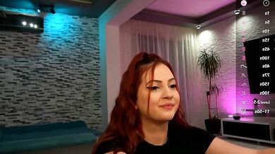 HaileyGrx's stunning body writhes with ferocity as she teases with tremors and breath control