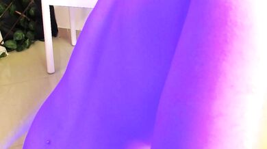 Lapetitemort's seductive curves and perfect ass get the job done in this naked video