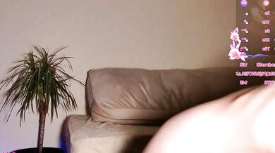 Watch MILF and her young friend take turns in double penetration while getting spanked and fingered in this uk-model-dominated cam show