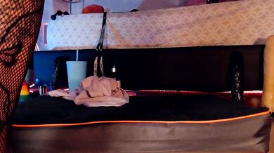 Catmolly_: Young & Dirty Talk While Getting Her Ass Pounded in Doggy-Style