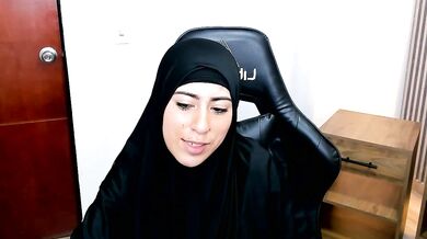 Chaymae_nah_: Interactive nylon toy play with young arab best-young brunettes