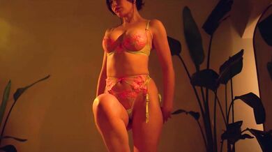 Watch Provocatrixx's captivating personal story as she surrenders to Pounding & Camming desires