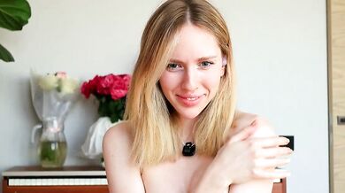 CrazyHotRussian nails Energetic model in hot video with alluring performance