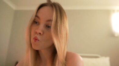 Watch Bibi_it_is's Perfectly Contoured Decolletage in a Lively Stream of Porn