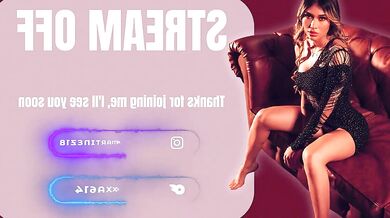 Abril_W18 - Sexy queen gets nude in a steamy stream