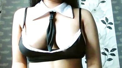 Watch Amubaby's Indian-ness and her massive ass in a steamy video