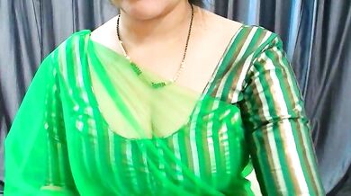 Goldiwets' Indian private show - a sexy milf strips, teases, and gets her feet and mouth satisfied on camera!