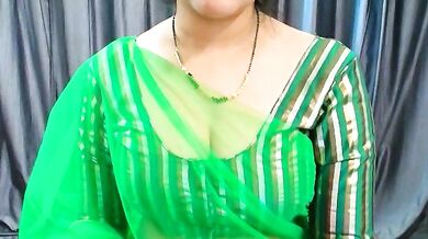 Goldiwets' Indian private show - a sexy milf strips, teases, and gets her feet and mouth satisfied on camera!