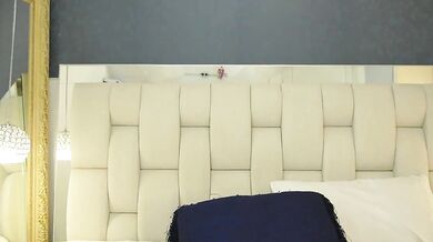 Violetahayes' Sensual Ecstasy: A Nude Video Showing Her Enjoying Herself!