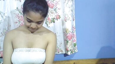 phanie77 - Porn Video [Cam4]: energetic personality, enthusiastic broadcaster, sculpted physique