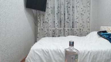 Alek-Sandra - Porn Video [Bongacams]: mouth, toned abs, cumming