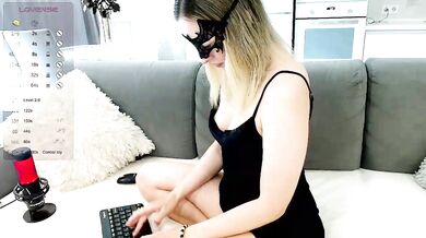 Yamajca - Porn Video [Bongacams]: archived cam footage, lovely shape, licking