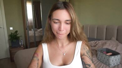 TeonaRose - Porn Video [Bongacams]: angelic beauty, chill 10 min chat, video documentation