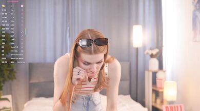 EdinaHails - Porn Video [Cam4]: beautiful proportions, ravishing princess, enthusiastic streamer