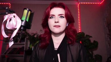 ChristieWade - Porn Video [Bongacams]: burning whispers, naked breasts, charming host