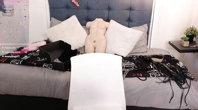 elowen_halley1 - Porn Video [Cam4]: captivating rear, alluring bust, vibrant content creator