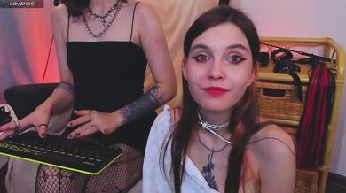 SusieMorris - Porn Video [Bongacams]: searing release, voluptuous hips, fiery moans