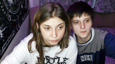 Aliens4twenty - Porn Video [Bongacams]: mesmerizing melons, charismatic streamer, curvaceous beauty