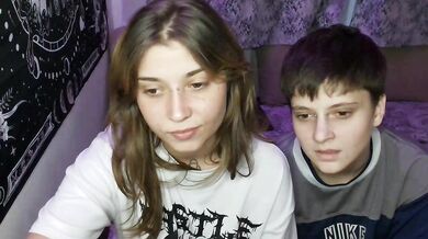 Aliens4twenty - Porn Video [Bongacams]: mesmerizing melons, charismatic streamer, curvaceous beauty