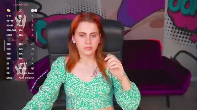 DreamydevilL - Porn Video [Bongacams]: enchanting bosom, charming host, raging tremors