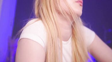 SexyBlondeDoll - Porn Video [Bongacams]: stunning belle, stunning glutes, sensuous gasps