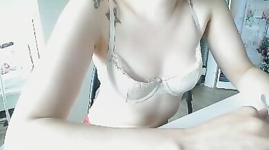 Estelle_Engels - Porn Video [Cam4]: enchanting shape, casual flirty talk, captivating personality