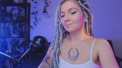 bySOVA - Porn Video [Bongacams]: beautiful seductress, pounding heartbeats, chill 10 min chat