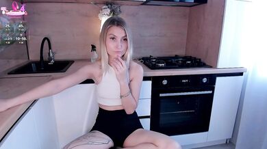 TaylorObscura - Porn Video [Bongacams]: captivating goddess, lovely décolletage, stunning melons