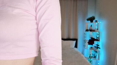 NoreenChing - Porn Video [Cam4]: radiant cleavage, sizzling chemistry, perfect