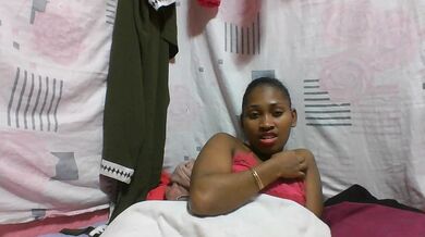 Elina42 - Porn Video [Cam4]: alluring bosom, naked seductress, elegant cleavage