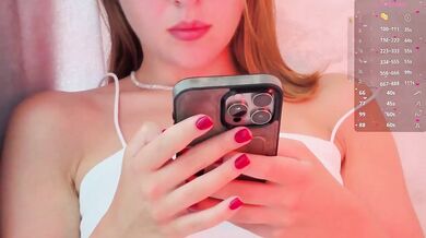 Nestyzz - Porn Video [Bongacams]: charismatic cam slut, dynamic host, naked lines