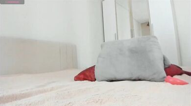 sweetyvikki - Porn Video [Bongacams]: mesmerizing derriere, video documentation, webcam climax moment