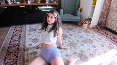 LynetBow - Porn Video [Cam4]: gorgeous form, stunning contours, charming seductress