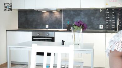 HenriettaBinfe - Porn Video [Cam4]: live stream recording, cam show, breathtaking beauty